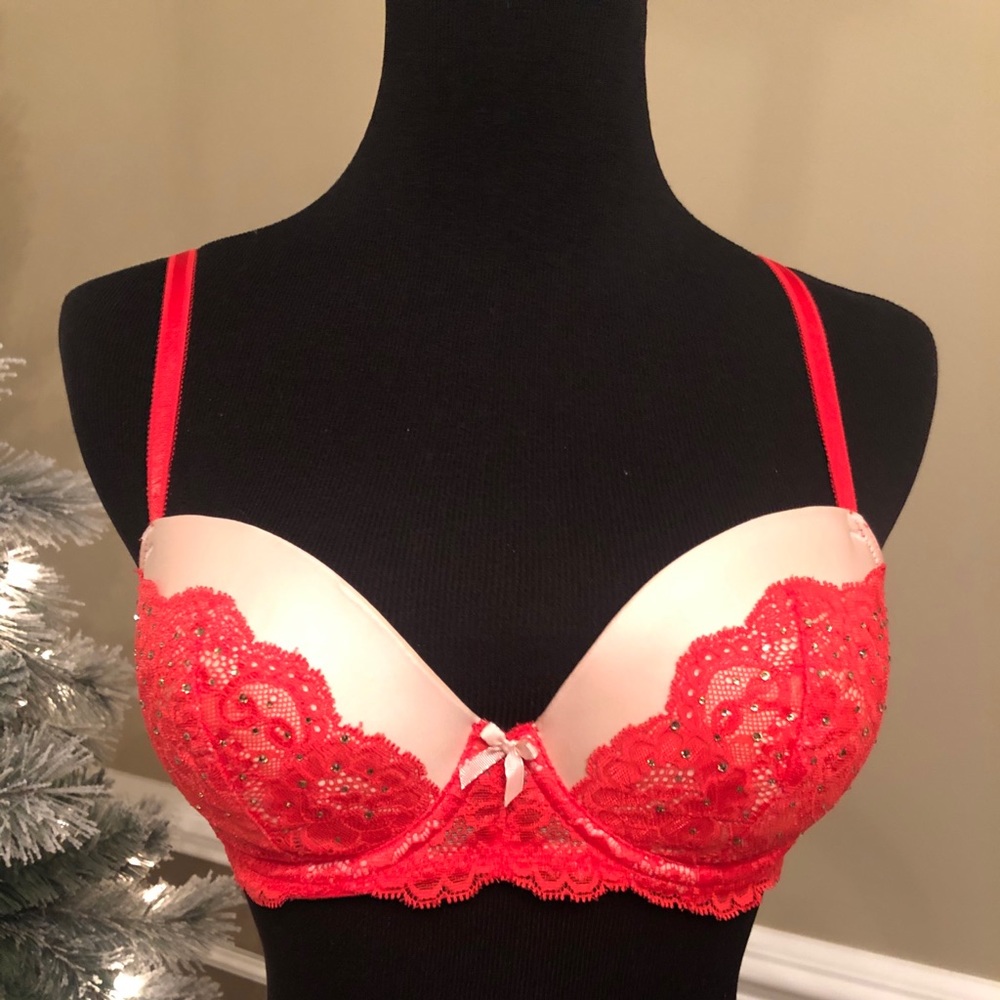 Vintage Victoria’s Secret Dream Angel push up bra